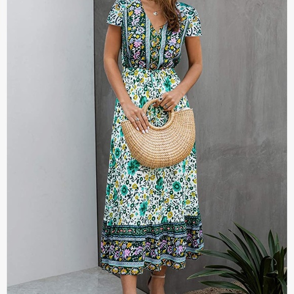 NWT Bohemian Casual Short Sleeve Floral Print Maxi Dress - Picture 2 of 5